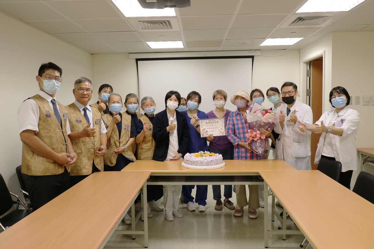 台中慈濟幹細胞移植成功 高齡骨髓瘤婦人慶重生
